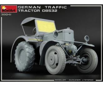 1:35 Ger. Traffic Tractor D8532