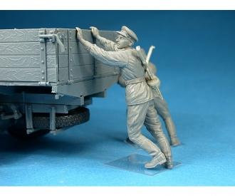 1:35 GAZ-AAA Mod. 1943 Transport-LKW (5)