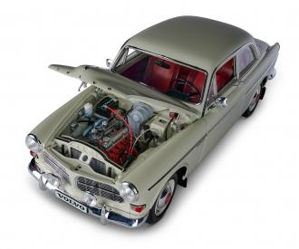 iXO Volvo 122S 1:8 Die-Cast Model Kit