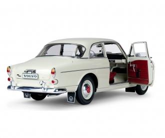 iXO Volvo 122S 1:8 Die-Cast Model Kit