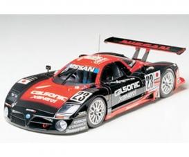 1:24 Nissan R390 GT1, plastic model kit