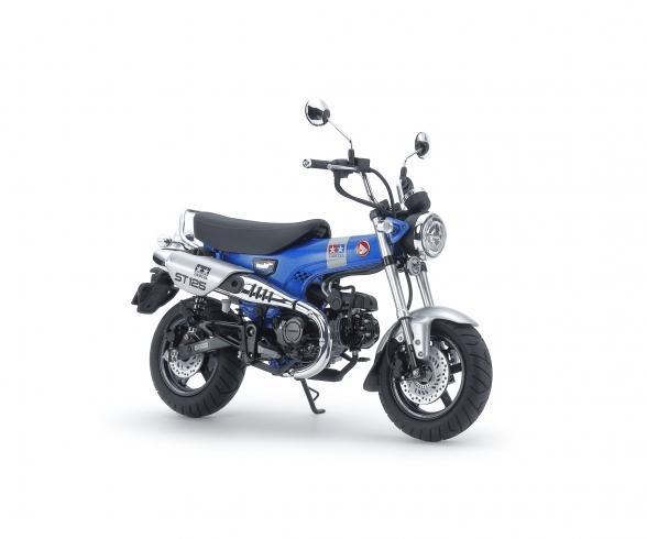 1:12 Honda Dax125 Tamiya Edition, model kit