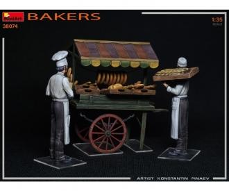 1:35 Fig.-Set Bäcker m. Marktkarren (2)