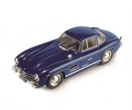 Mercedes Benz 300 SL Gull Wing 1:24 Model Kit