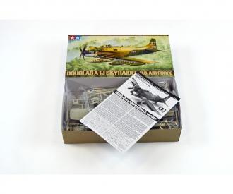 1:48 WWII Douglas A-1J Skyrider USAF