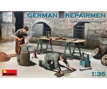 1:35 Fig. Ger. Repairmen w/ Accessories