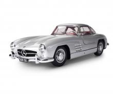 iXO Premium Collectables Mercedes 300 SL 1:8 Model