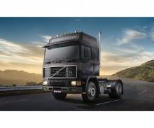 VOLVO F-16 Globetrotter model kit 1:24
