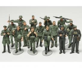 1:48 WWII Figuren-Set Dt.Infa.Manöv.(15)