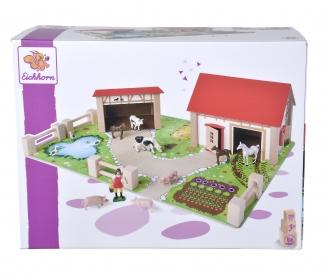 Farm with Accessories