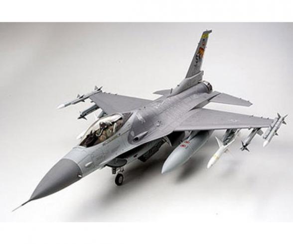 1:32 Lockheed Mar.F-16CJ, aircraft model kit
