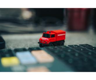 1:87 M-B Unimog U406, RC fire engine, RTR