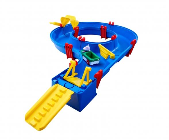 AmphieSet waterway with amphibious vehicle