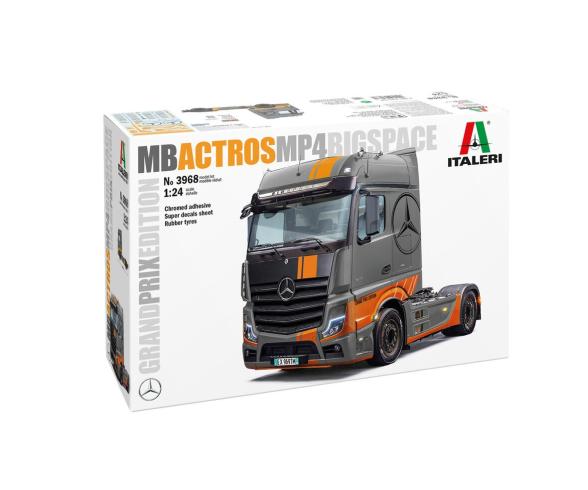Mercedes-Benz Actros MP4 BigSpace 1:24 Model Kit