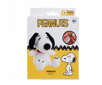 Peanuts Snoopy Crochet Set