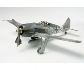 1:48 Focke-Wulf Fw190 A-8/A-8R2, aircraft model kit