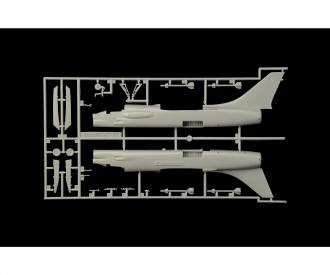 1:72 F-8E Crusader