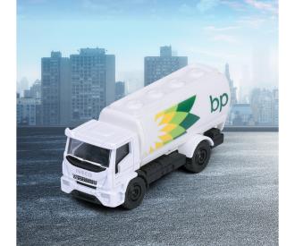 Petrol Station BP with 1 Vehicle, 17.5 x 28.3 x 10.5 cm