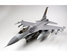 1:32 Lockheed Mar.F-16CJ Fighting Falcon