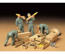 1:35 Tank Ammo Load Crew, figure set, WWII scene