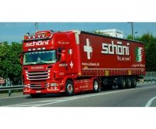 Italeri Curtainside Trailer Model Kit 1:24