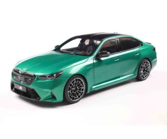 BMW M5 (G90), Die-Cast Model Car, 1:18