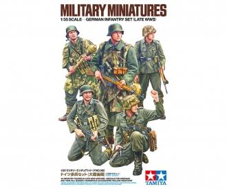 1:35 German Infantry 1943-45, figure assembly kit