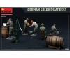 1:35 Fig. Ger. Soliders at Rest (5) SE