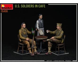 1:35 Fig. US Soldiers in Cafe w/ Acc.