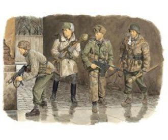 1:35 Totenkopf Division (Budapest 1945)