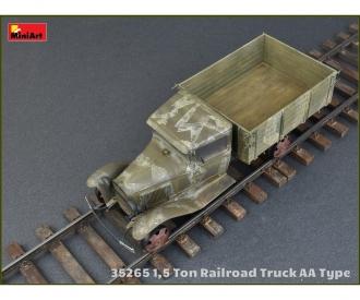 1:35 1,5to Schienen-LKW AA Type mit Schiene