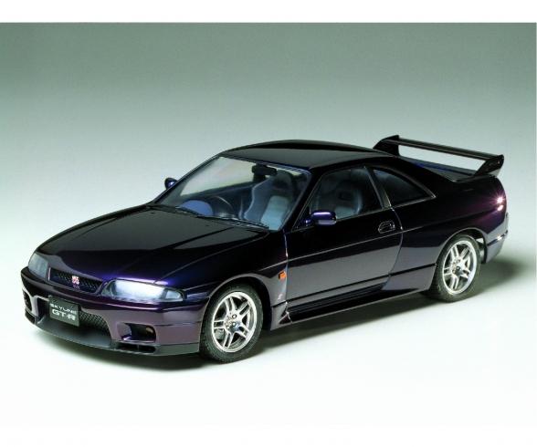 1:24 Nissan Skyline GT-R V-Spec, plastic model kit