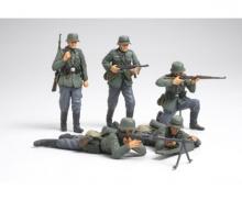 1:35 WWII Fig-Set Dt. Infant. Frankr.(5)