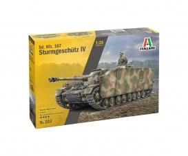 Italeri Sturmgeschütz IV model kit 1:35 scale