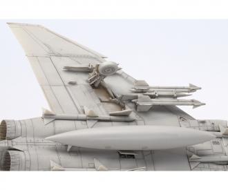 1:48 F-4B Phantom II, aircraft model kit