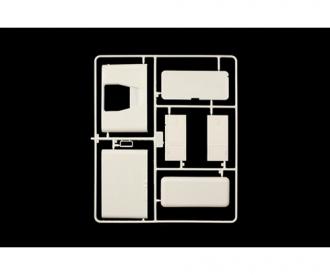 Italeri Freightliner FLC 1:24 Truck Model Kit