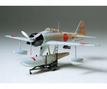 1:48 Nakajima A6M2N T2 Fighter Rufe, model kit