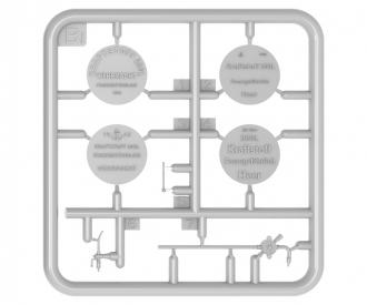 1:35 Ger. Gas Station Set 1930-40 w/Acc.