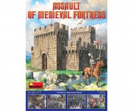 1:72 Assault of Medieval Fortress w/Fig.