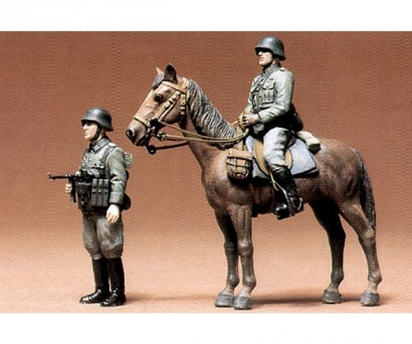 1:35 German Mounted Infantry, figure model kit