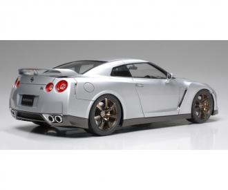 1:24 Nissan GT-R Streetversion, model kit