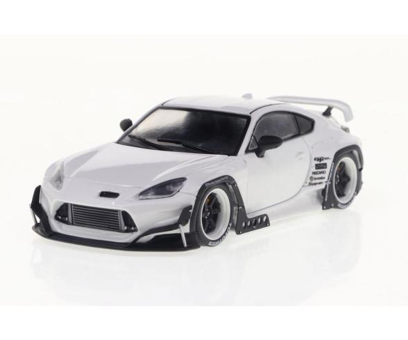 1:43 Toyota GR86 Rocket Bunny weiß
