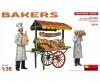 1:35 Fig. Bakers with cart (2)