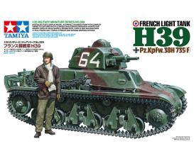 1:35 French Light Tank H39, plastic model kit
