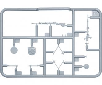 1:35 Fig. Sov. Soldiers take a Break (5)