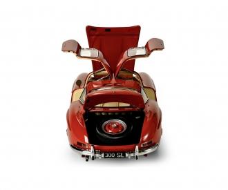 Mercedes 300 SL Model Car 1:8 Red Replica