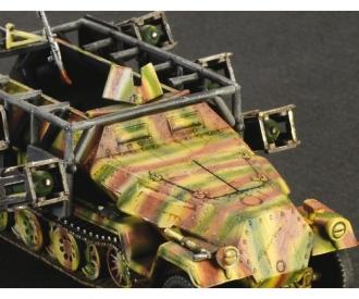 Sd.Kfz. 251/1 Stuka Zu Fuss 1:72 model kit