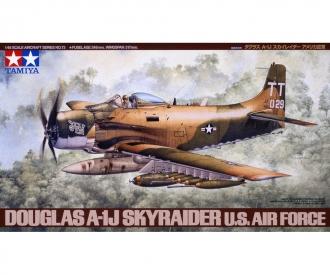 1:48 Douglas A-1J Skyrider, aircraft model kit