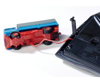 1:87 MB 1620 canvas w. trailer 100% blue