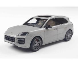 1:18 Porsche Cayenne Turbo S Chalk